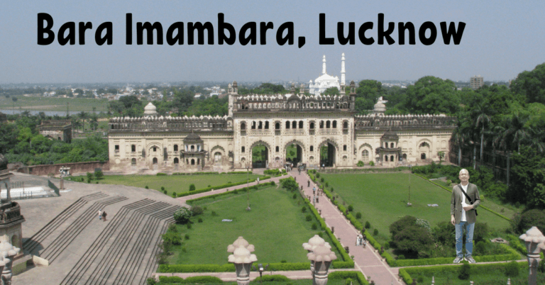 10 best tourist places in Lucknow : Bara Imambara